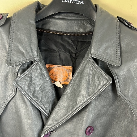 Vintage The Olde Hide House Women’s long leather coat size medium - Picture 8 of 14